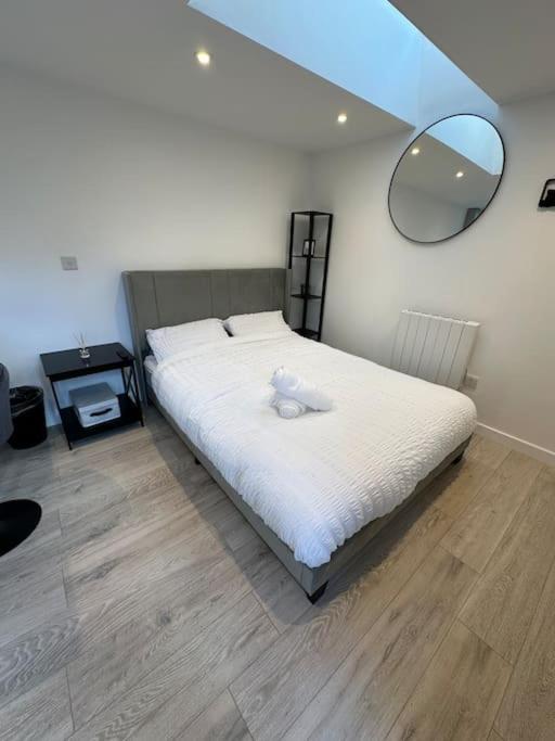 Whitsun Studio - Brand New Listing! Bristol Zewnętrze zdjęcie